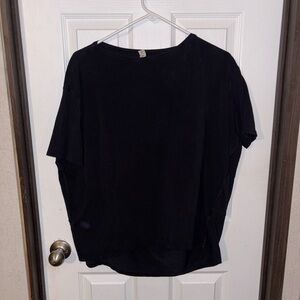 lululemon athletica Black Short Sleeve Tee